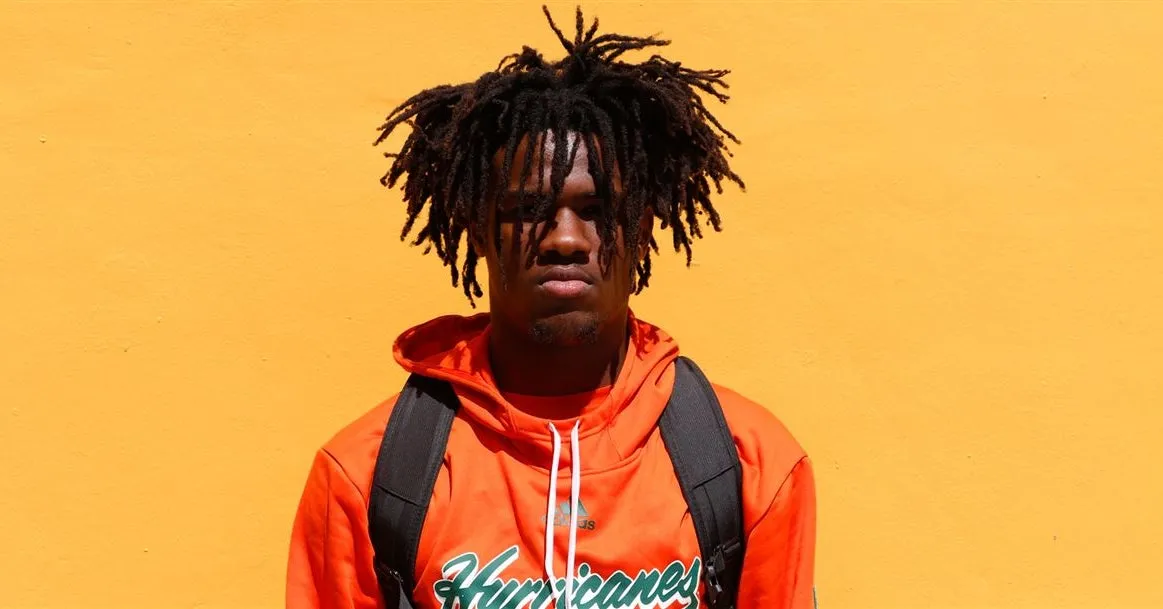 Syracuse Dapatkan Komitmen dari WR Bintang 5 Calvin Russell, yang 'Siap Bekerja dan Memberikan Segalanya' untuk Orange